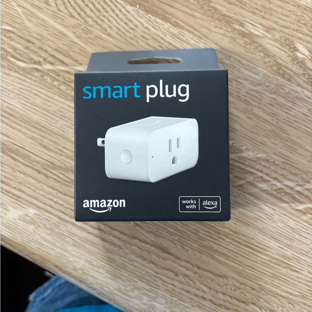 Amazon Smart Plug in White
